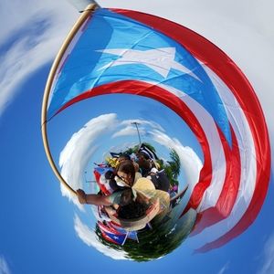 Meet your Posher, Damary